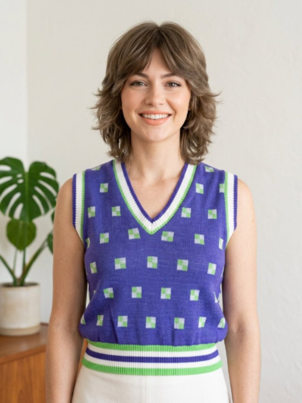 Vtg 70s Saks Fifth Ave purple knit sleeveless cropped vest